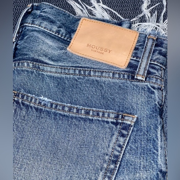 Moussy Vintage Gallagher Straight Button Fly Jeans in Blue size 27 - Picture 8 of 14